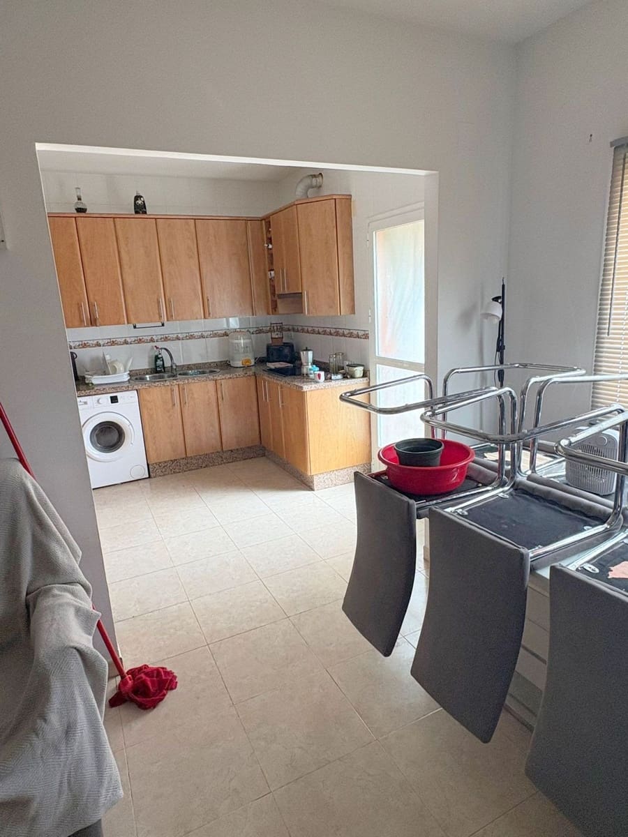 4 quarto Casa em Banda para venda em Mollina com piscina garagem - 240 000 € (Ref: 10130605)
