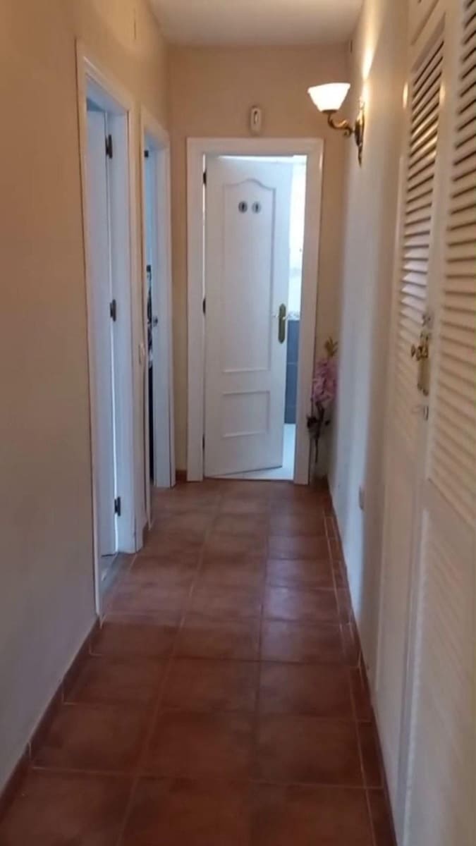 4 chambre Villa/Maison à vendre à Linares avec piscine garage - 135 000 € (Ref: 10136402)