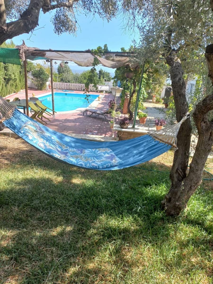 4 chambre Villa/Maison à vendre à Linares avec piscine garage - 135 000 € (Ref: 10136402)