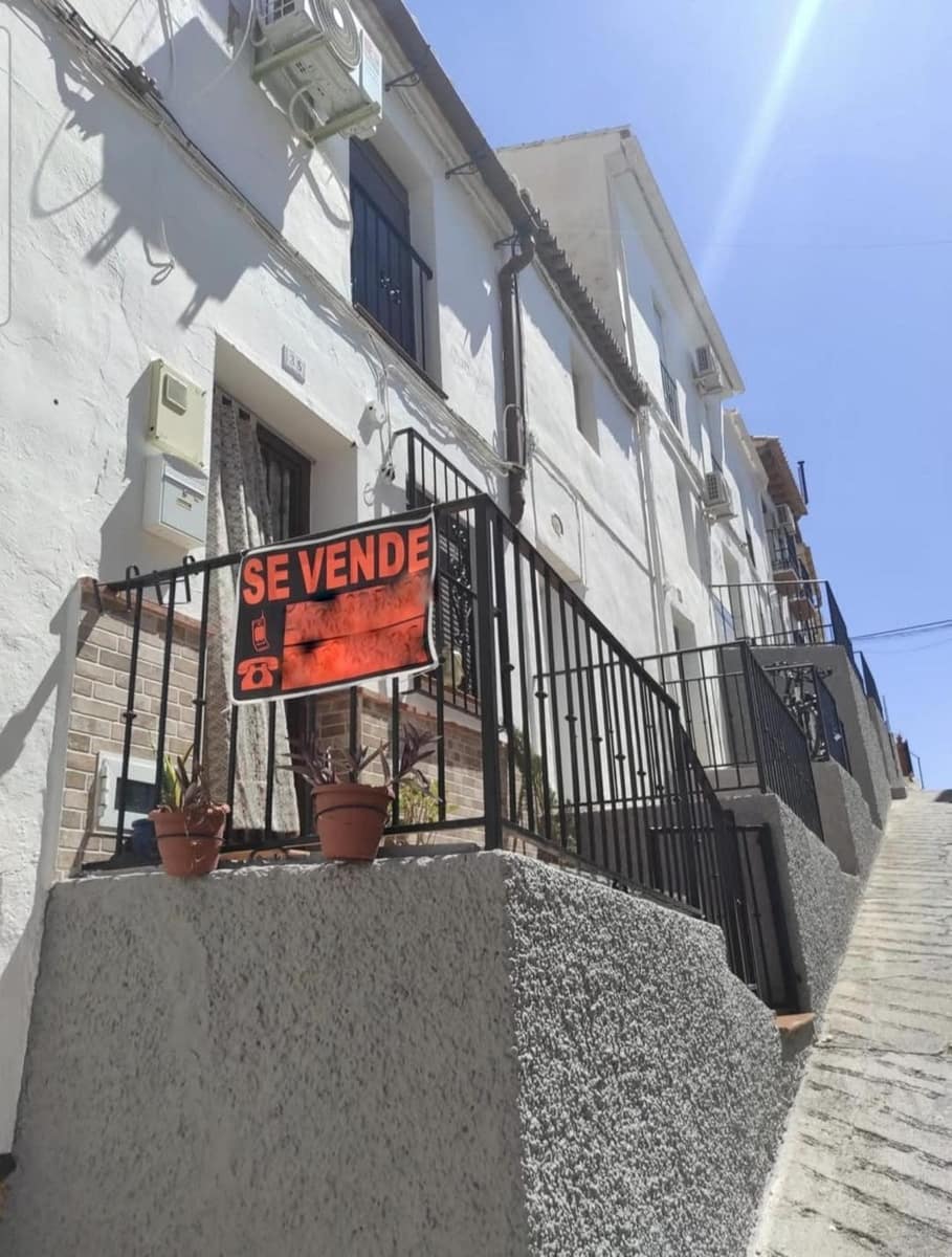 3 slaapkamer Huis te koop in Alora - € 190.000 (Ref: 10138844)