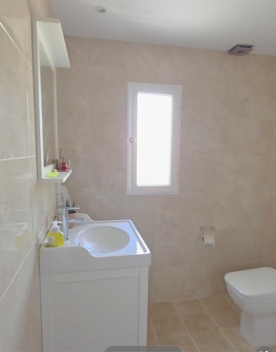 6 soverom Villa til salgs i Alhaurin de la Torre med svømmebasseng garasje - € 850 000 (Ref: 10144893)