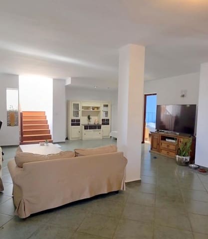 6 soverom Villa til salgs i Alhaurín de la Torre med svømmebasseng garasje - € 850 000 (Ref: 10144893)