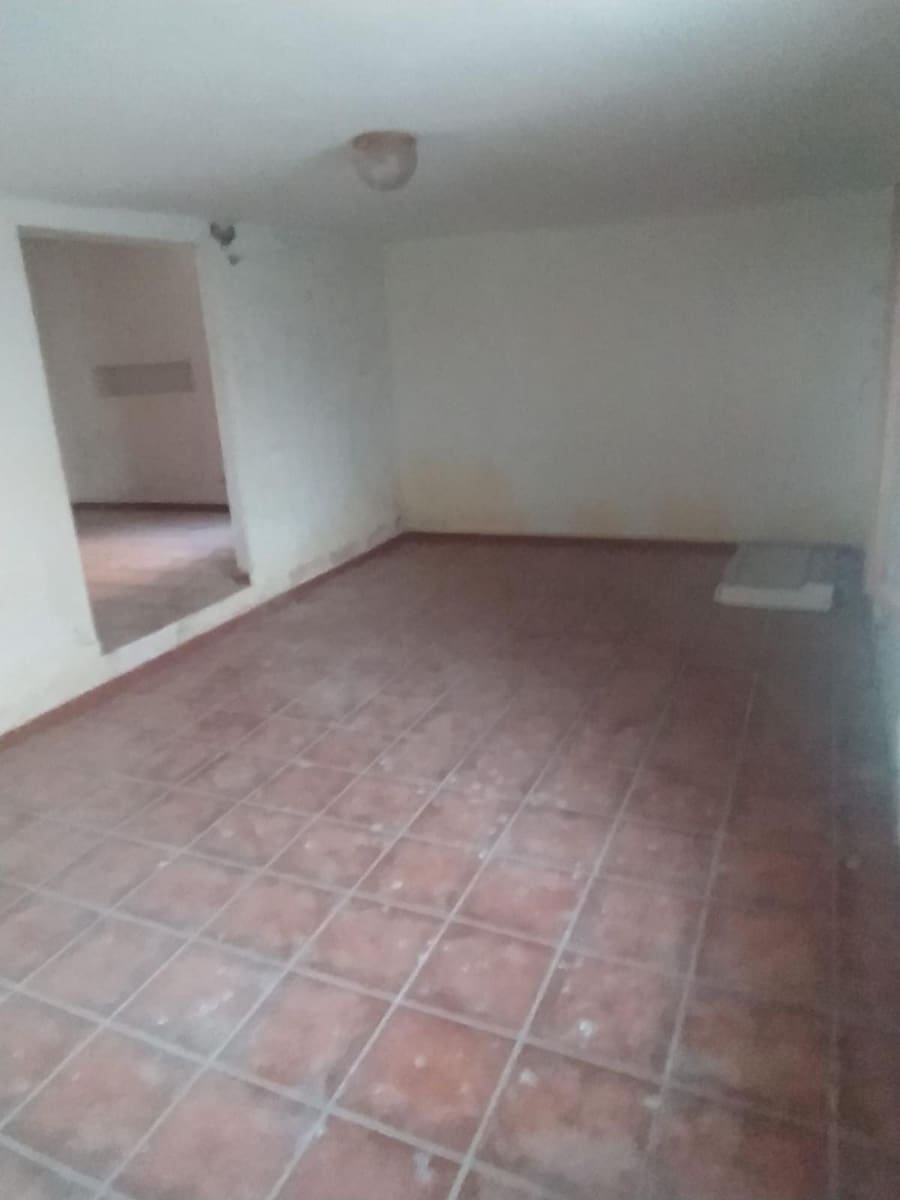 Pareado de 7 habitaciones en Villanueva del Trabuco en venta con garaje - 96.000 € (Ref: 10145023)