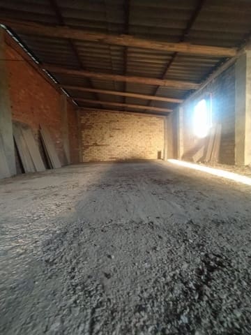Pareado de 7 habitaciones en Villanueva del Trabuco en venta con garaje - 96.000 € (Ref: 10145023)