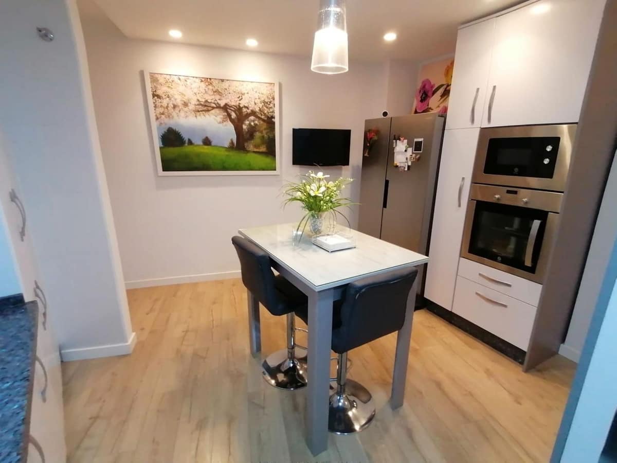 2 sovrum Takvåning till salu i Alhaurin de la Torre med garage - 355 000 € (Ref: 10153145)