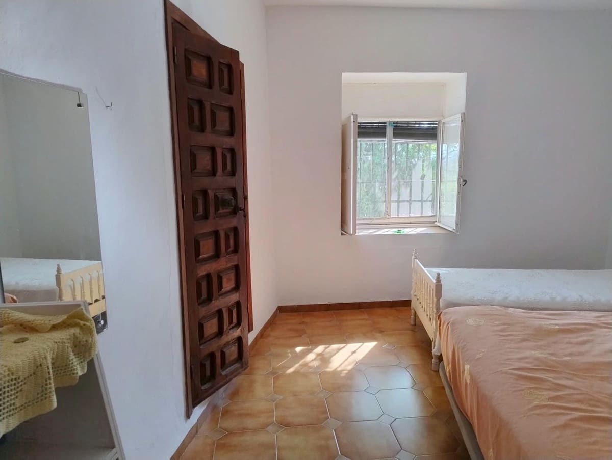 4 bedroom Finca/Country House for sale in Puente Genil with pool garage - € 339,000 (Ref: 10163508)
