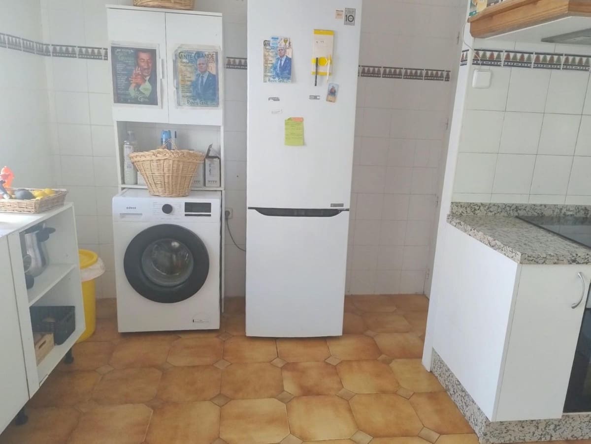 4 bedroom Finca/Country House for sale in Puente Genil with pool garage - € 339,000 (Ref: 10163508)