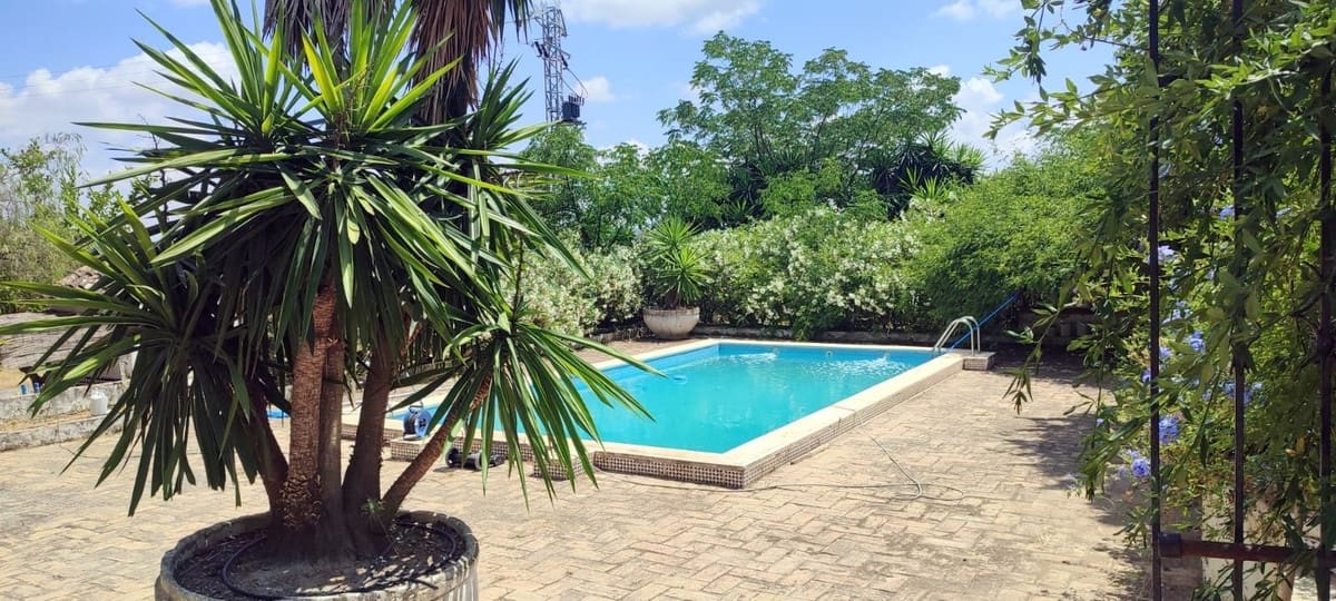 4 bedroom Finca/Country House for sale in Puente Genil with pool garage - € 339,000 (Ref: 10163508)