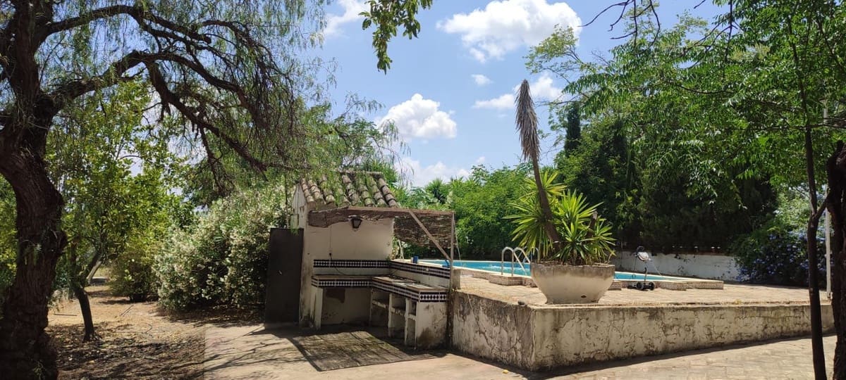 4 bedroom Finca/Country House for sale in Puente Genil with pool garage - € 339,000 (Ref: 10163508)
