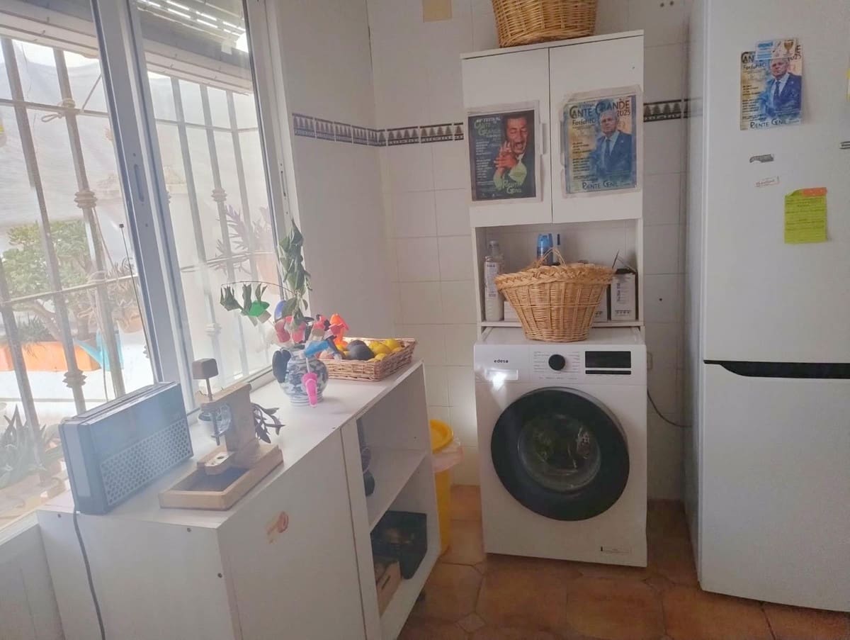 4 bedroom Finca/Country House for sale in Puente Genil with pool garage - € 339,000 (Ref: 10163508)