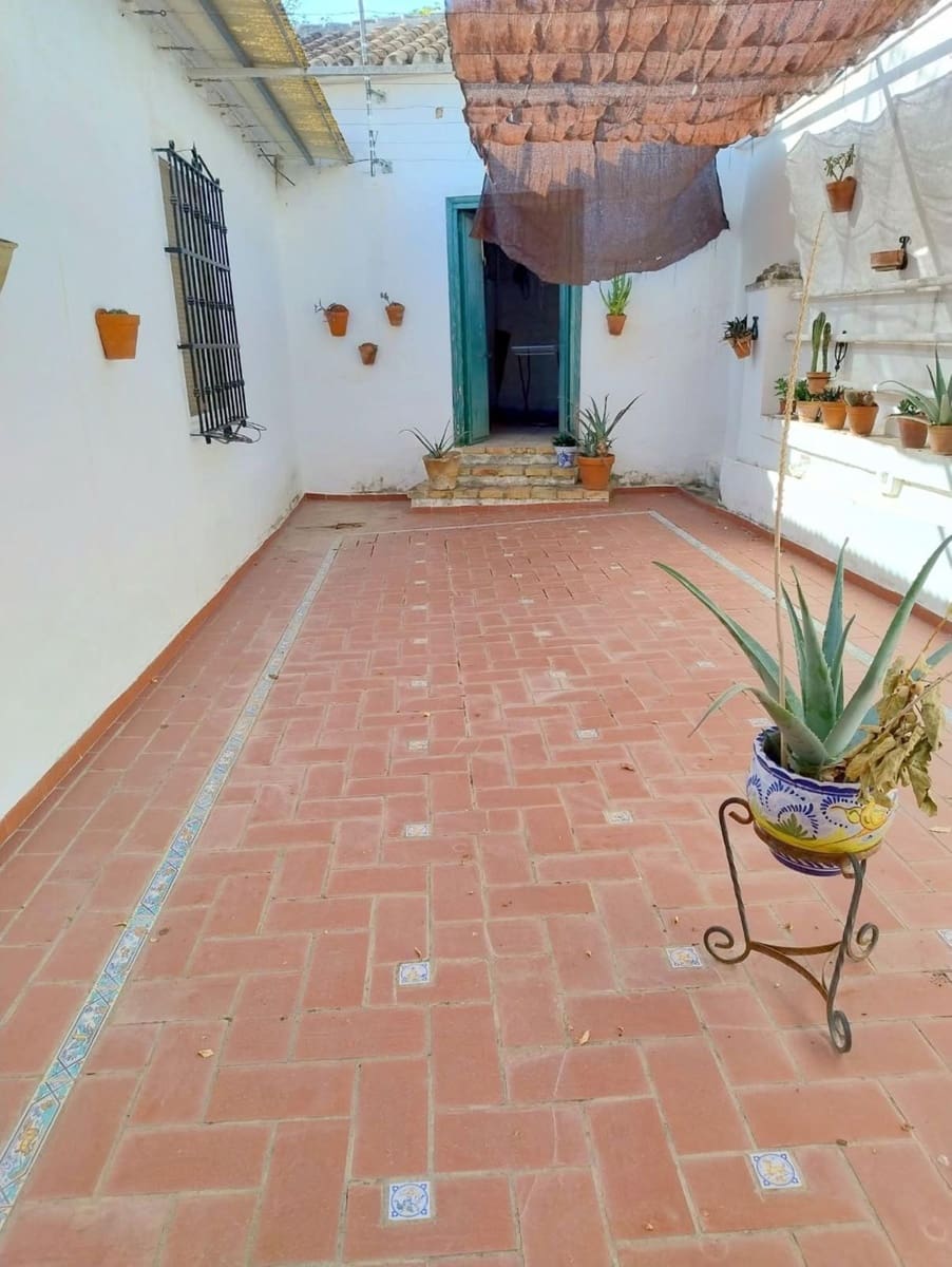 4 bedroom Finca/Country House for sale in Puente Genil with pool garage - € 339,000 (Ref: 10163508)