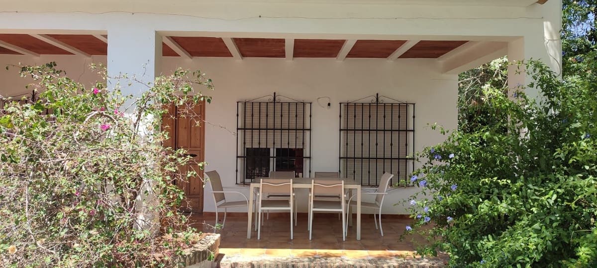 4 bedroom Finca/Country House for sale in Puente Genil with pool garage - € 339,000 (Ref: 10163508)