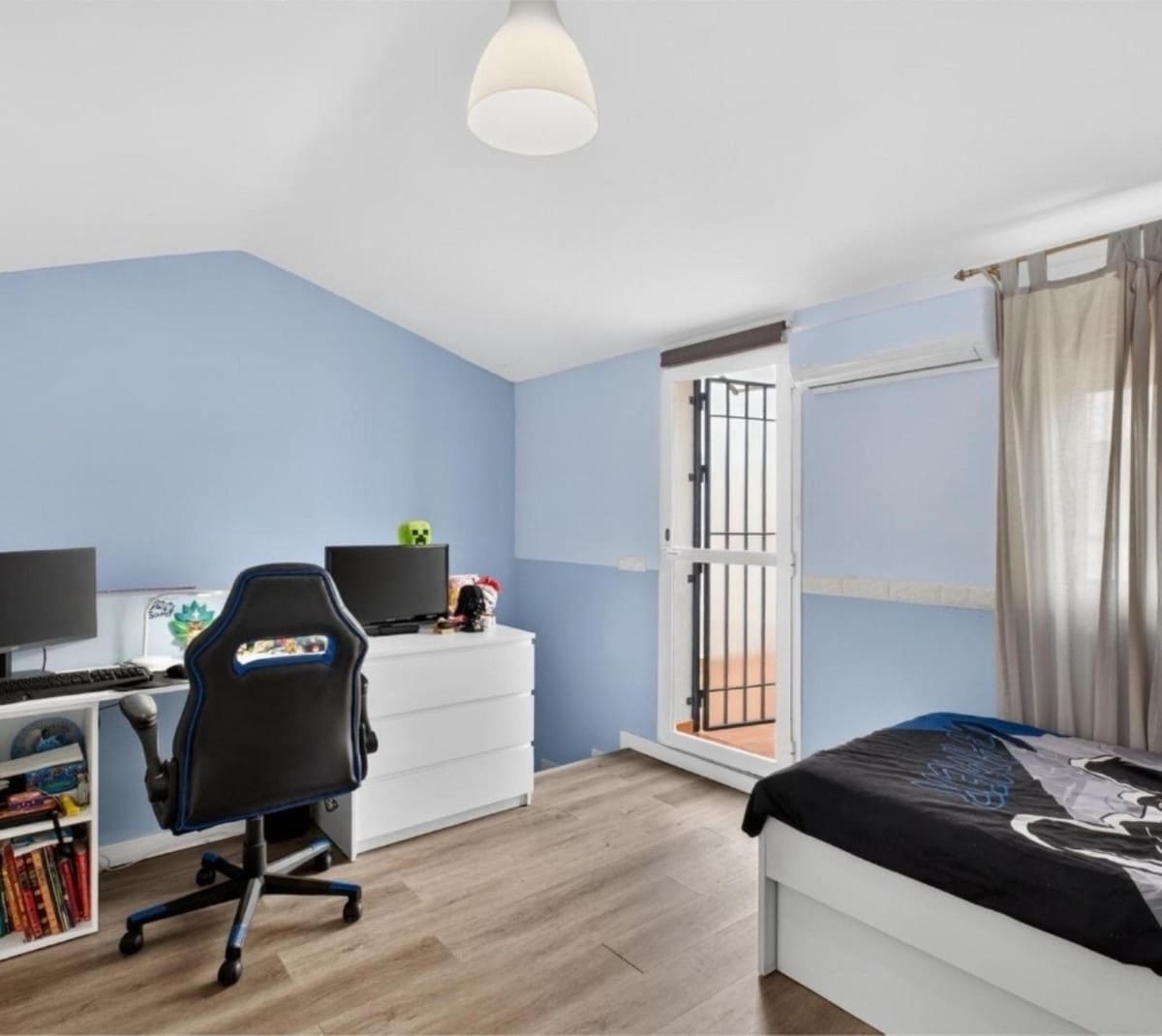 4 quarto Moradia Geminada para venda em Estacion de Cartama com piscina - 380 000 € (Ref: 10163610)