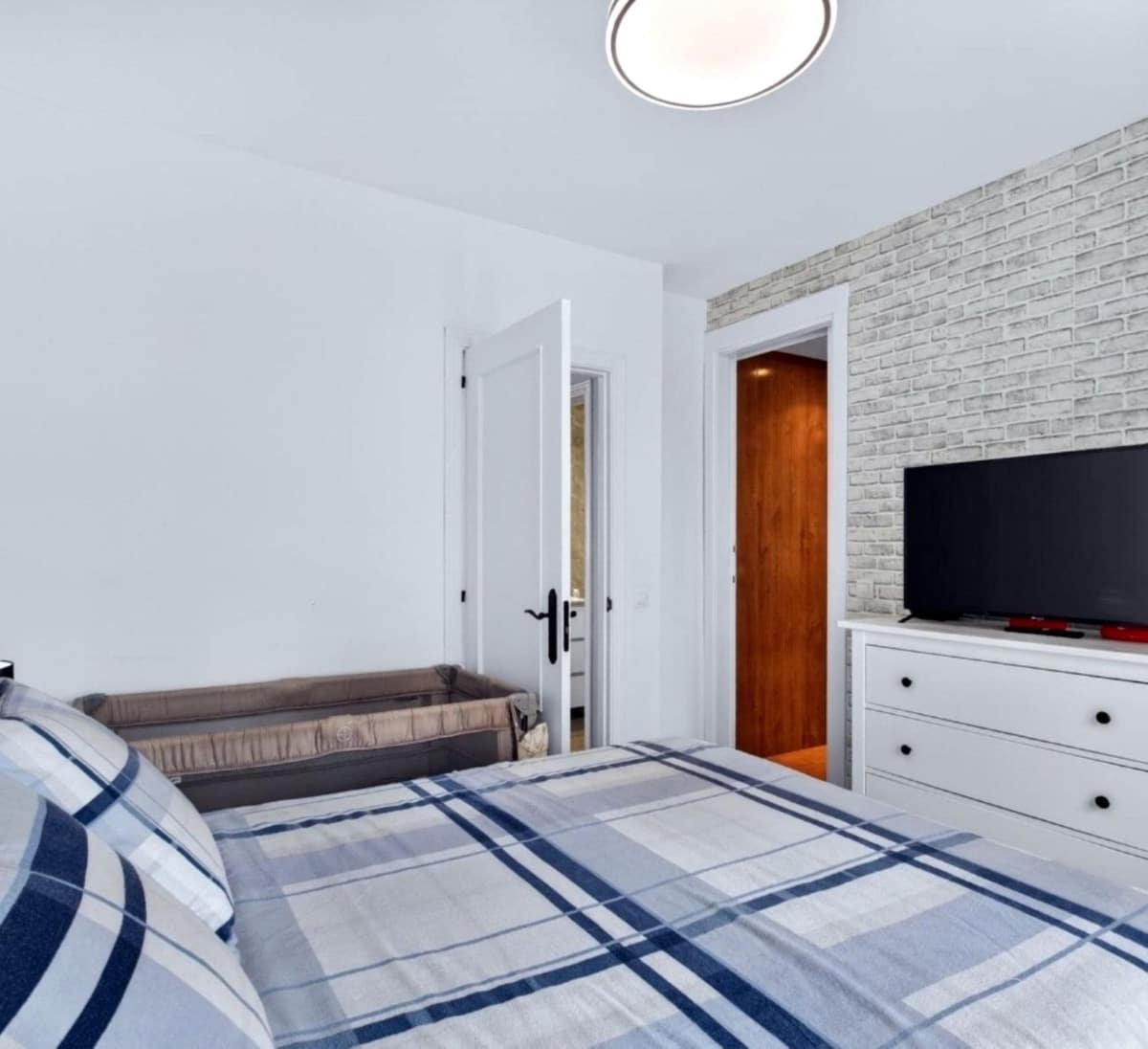 4 quarto Moradia Geminada para venda em Estacion de Cartama com piscina - 380 000 € (Ref: 10163610)