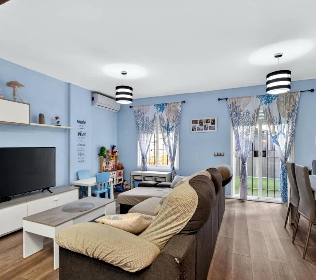 4 quarto Moradia Geminada para venda em Estacion de Cartama com piscina - 380 000 € (Ref: 10163610)