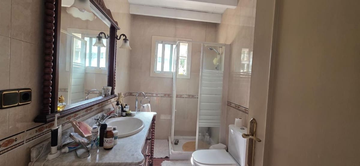 4 Zimmer Gewerbe zu verkaufen in Coin mit Pool Garage - 650.000 € (Ref: 10185932)