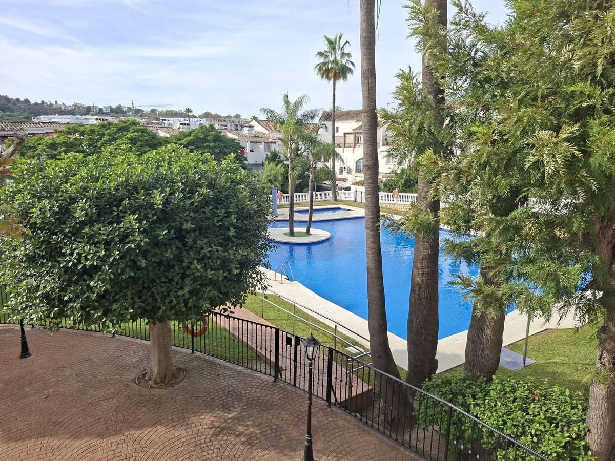 3 bedroom Penthouse for sale in Mijas with pool - € 305,000 (Ref: 10187633)