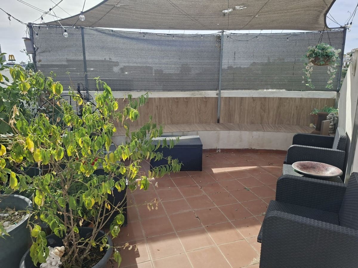 3 bedroom Penthouse for sale in Mijas with pool - € 305,000 (Ref: 10187633)