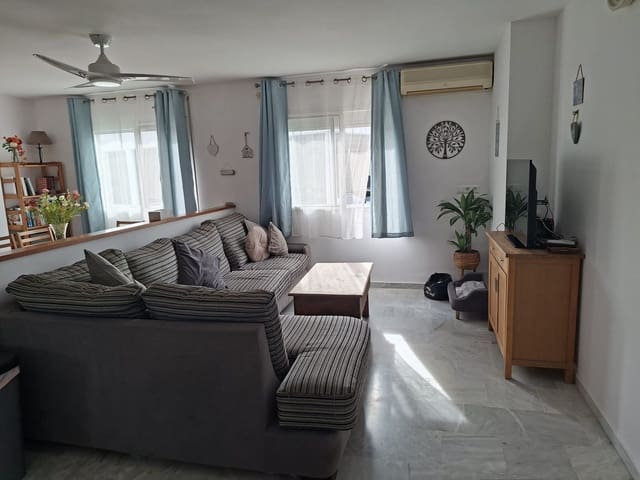 3 soveværelse Penthouse til salg i Fuengirola med swimmingpool - € 305.000 (Ref: 10187634)