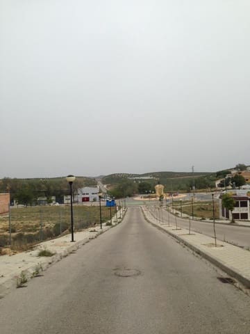 Byggetomt til salgs i El Saucejo - € 30 000 (Ref: 4099383)