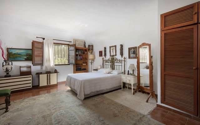 3 soverom Villa til salgs i Málaga by med svømmebasseng garasje - € 840 000 (Ref: 4680055)