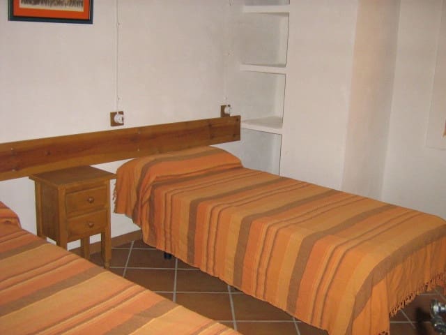 27 soveværelse Virksomhed til salg i Antequera med swimmingpool - € 1.250.000 (Ref: 6227911)