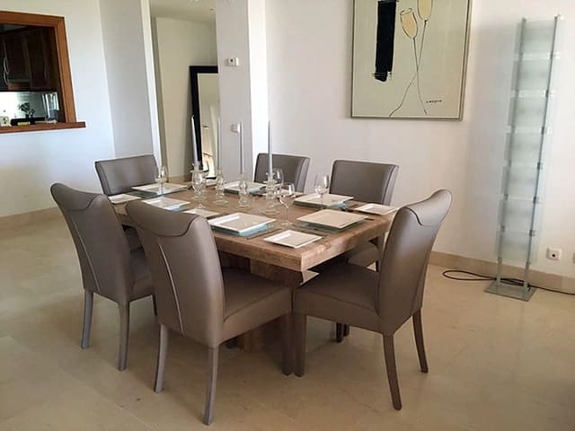 3 sovrum Lägenhet till salu i Marbella med pool garage - 745 000 € (Ref: 6227930)