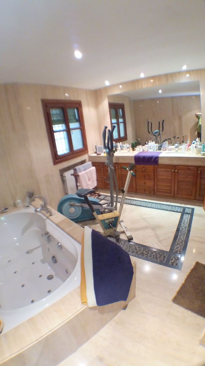 7 soveværelse Finca/Landehus til salg i Campo Mijas med swimmingpool garage - € 2.900.000 (Ref: 6227934)