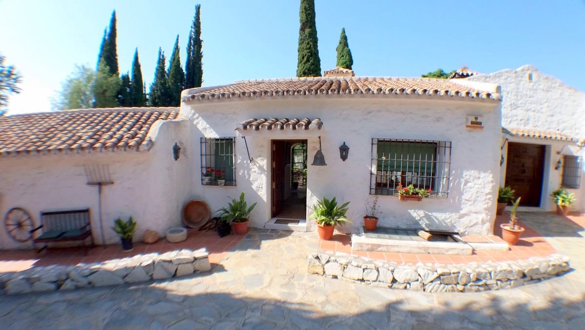 7 soveværelse Finca/Landehus til salg i Campo Mijas med swimmingpool garage - € 2.900.000 (Ref: 6227934)