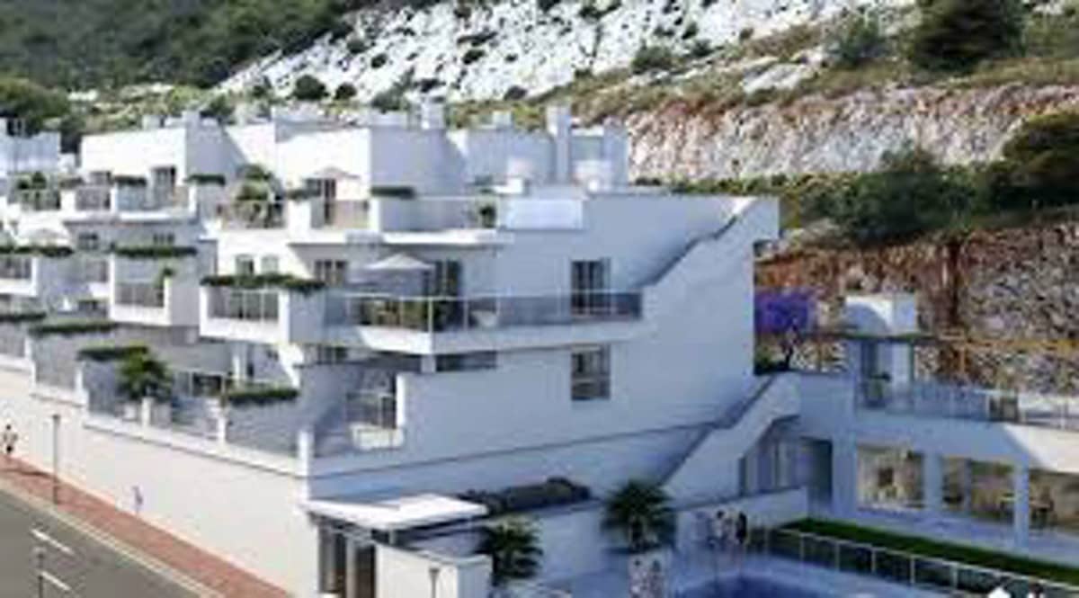 3 bedroom Apartment for sale in Mijas Costa with pool - € 275,000 (Ref: 6227941)