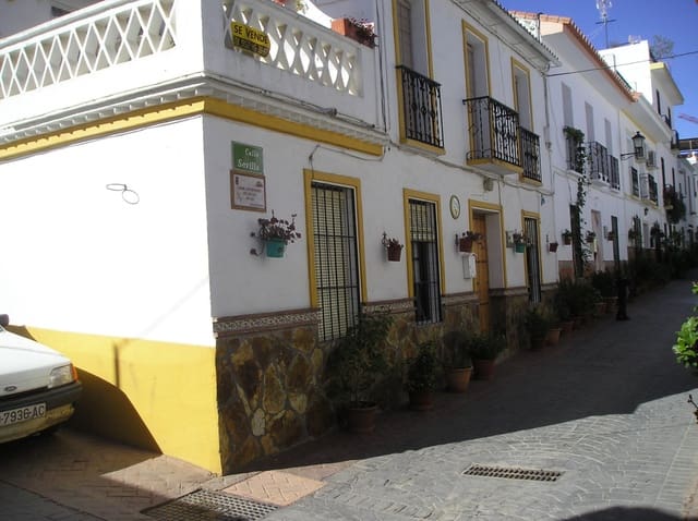 Commercieel te koop in Alhaurín el Grande met zwembad garage - € 250.000 (Ref: 6228018)