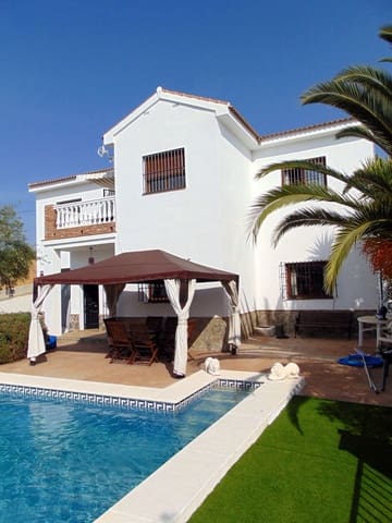 Commercieel te koop in Alhaurín el Grande met zwembad garage - € 250.000 (Ref: 6228018)