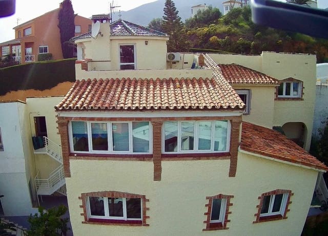 Commercieel te koop in Alhaurín el Grande met zwembad garage - € 250.000 (Ref: 6228018)