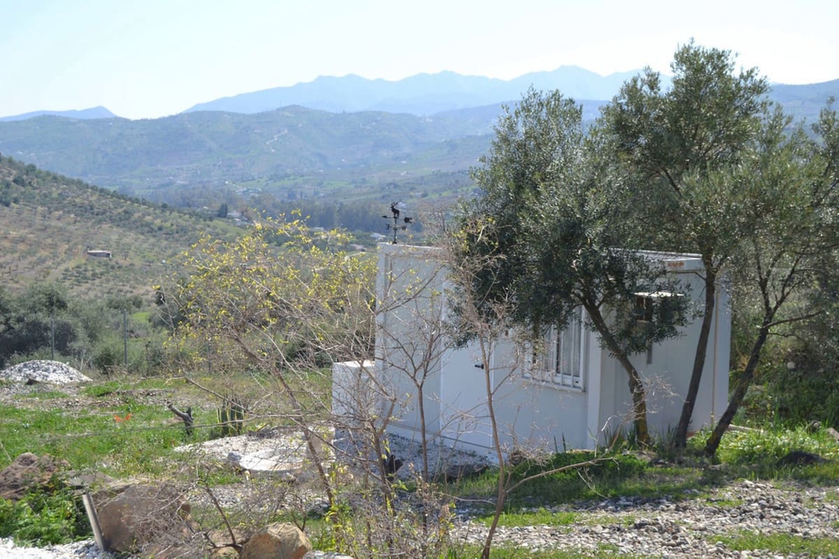 3 soveværelse Villa til salg i Tolox med garage - € 225.000 (Ref: 6305670)