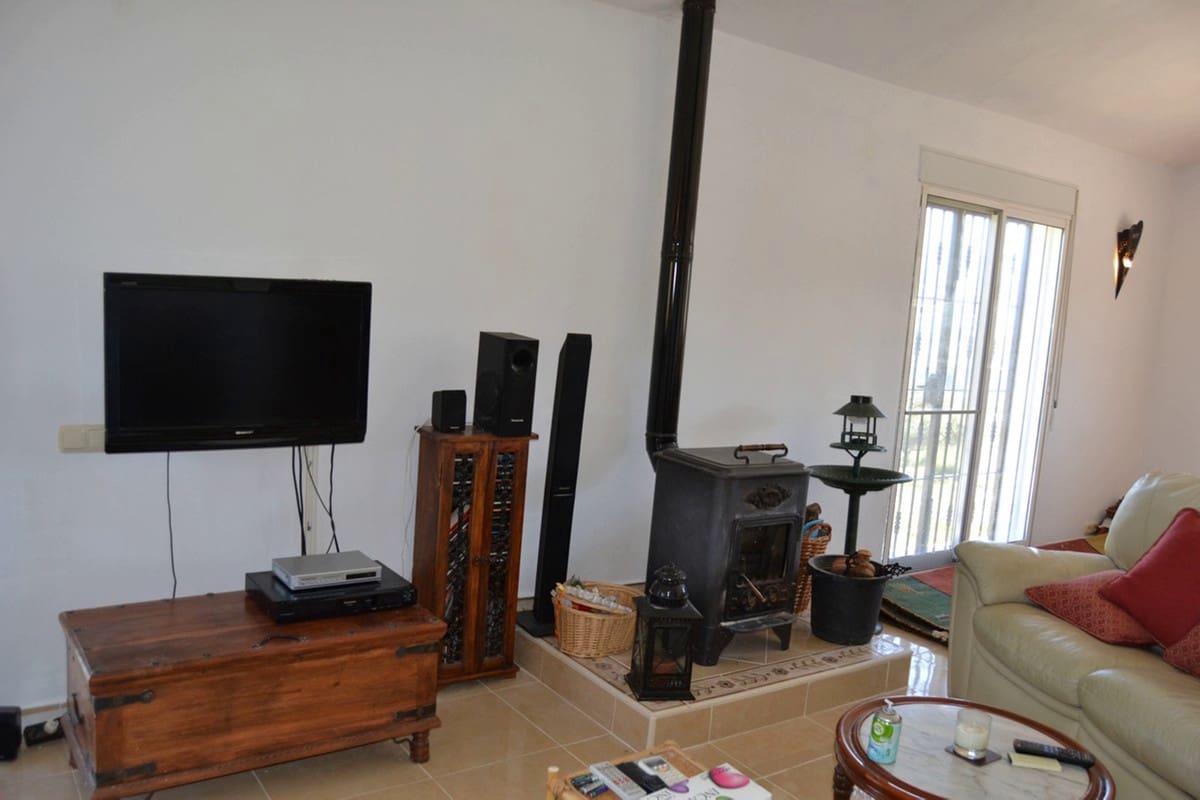 3 sovrum Villa till salu i Tolox med garage - 225 000 € (Ref: 6305670)