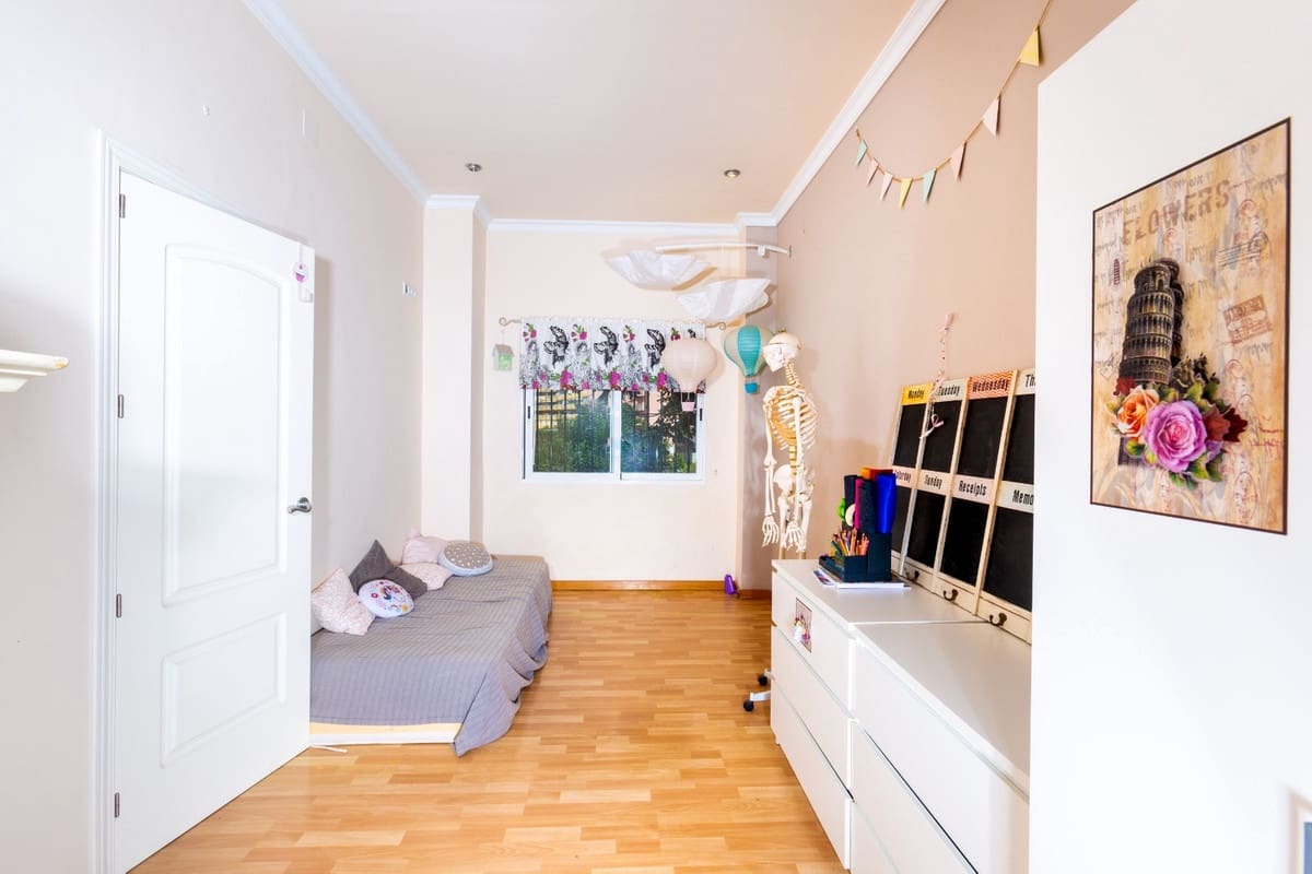 4 slaapkamer Huis te koop in Fuengirola met zwembad garage - € 424.500 (Ref: 6305671)