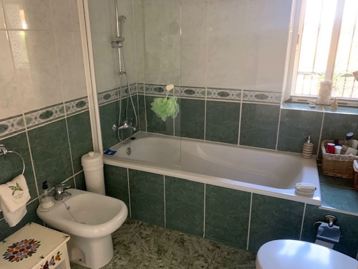 3 Zimmer Villa zu verkaufen in Estepa mit Pool Garage - 170.000 € (Ref: 6586154)