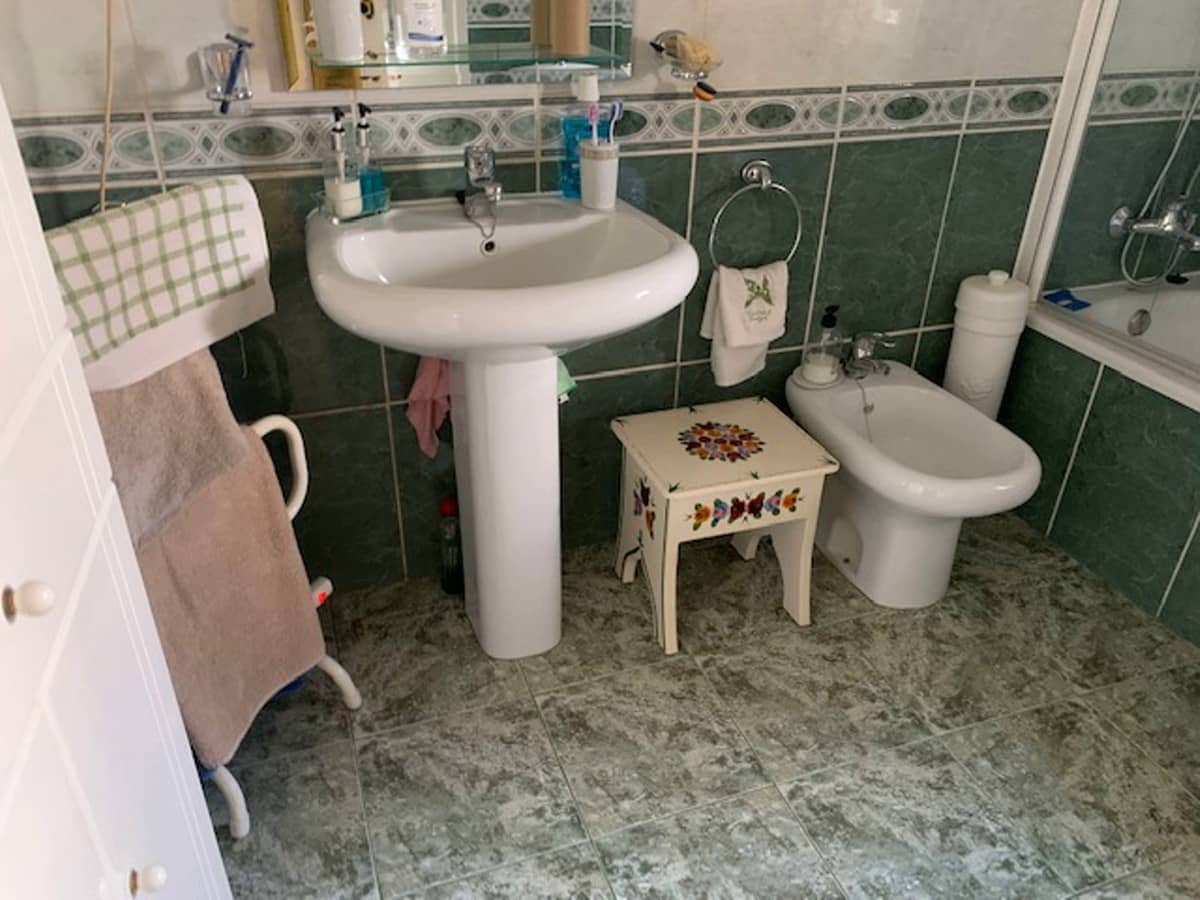 3 Zimmer Villa zu verkaufen in Estepa mit Pool Garage - 170.000 € (Ref: 6586154)