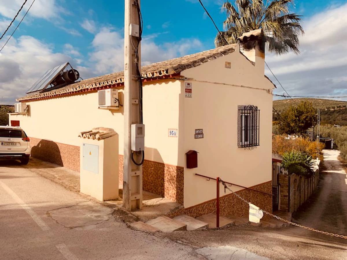3 Zimmer Villa zu verkaufen in Estepa mit Pool Garage - 170.000 € (Ref: 6586154)