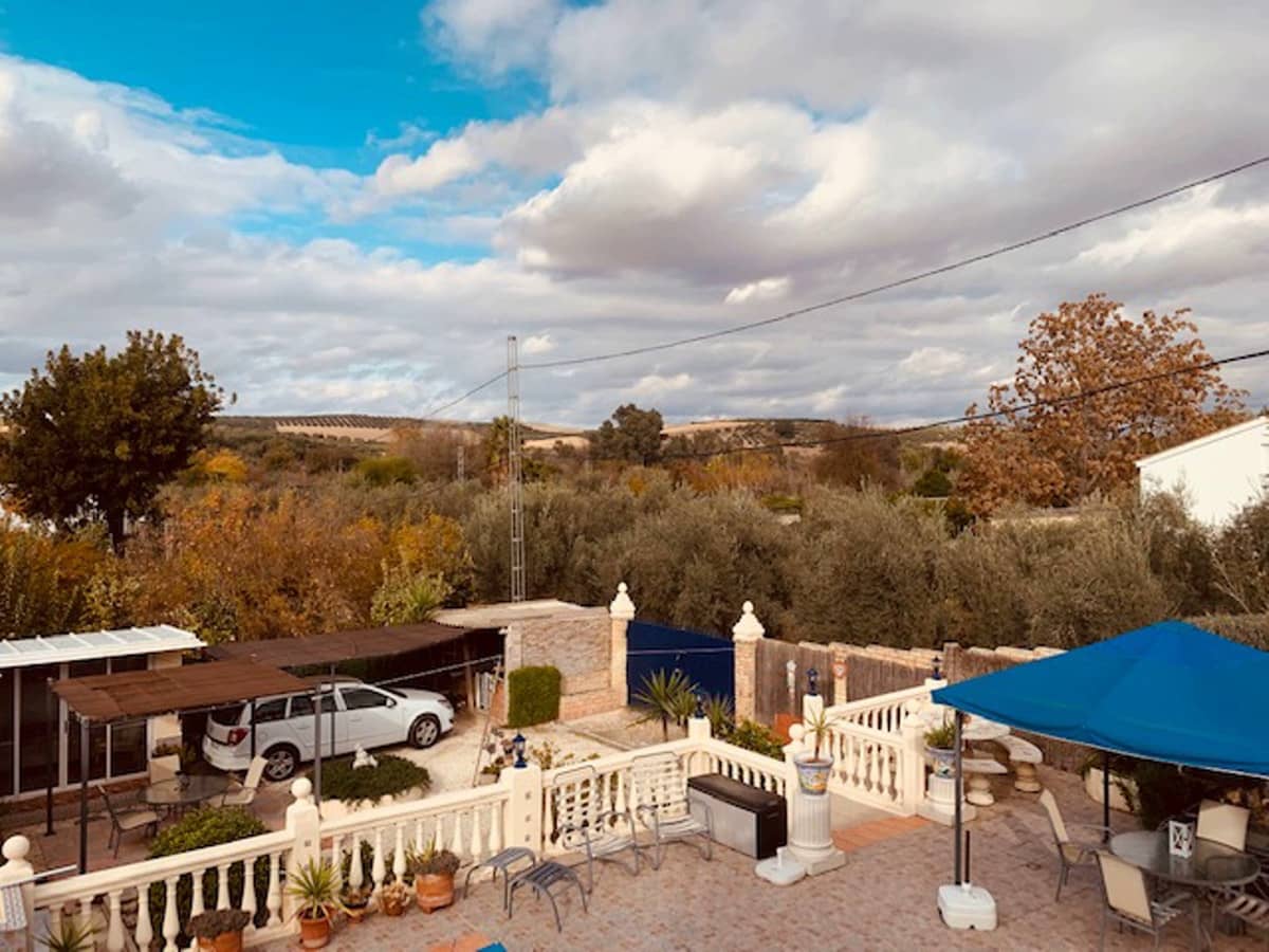 3 Zimmer Villa zu verkaufen in Estepa mit Pool Garage - 170.000 € (Ref: 6586154)