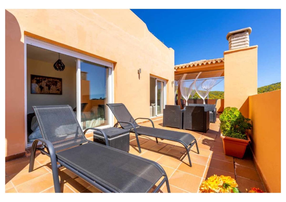 3 slaapkamer Penthouse te koop in Calahonda met zwembad garage - € 589.000 (Ref: 6707699)