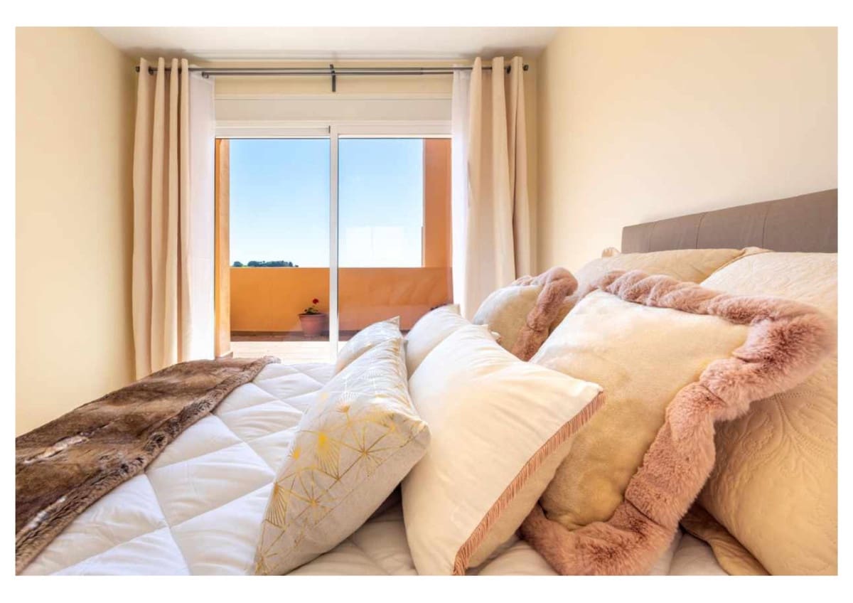 3 slaapkamer Penthouse te koop in Calahonda met zwembad garage - € 589.000 (Ref: 6707699)