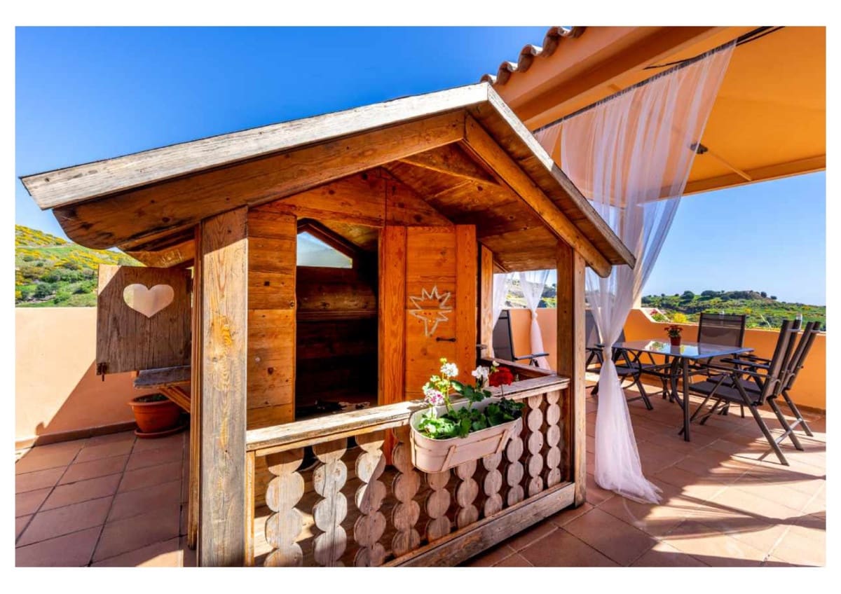 3 slaapkamer Penthouse te koop in Calahonda met zwembad garage - € 589.000 (Ref: 6707699)
