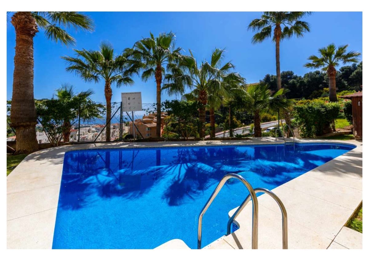 3 slaapkamer Penthouse te koop in Calahonda met zwembad garage - € 589.000 (Ref: 6707699)