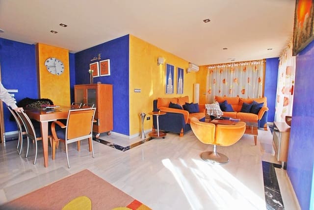 3 bedroom Apartment for sale in Fuengirola with garage - € 685,000 (Ref: 6758251)