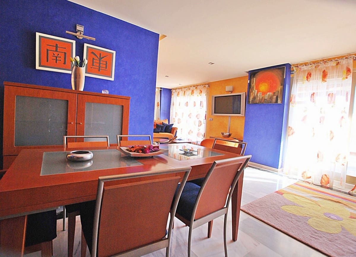 3 bedroom Apartment for sale in Fuengirola with garage - € 685,000 (Ref: 6758251)