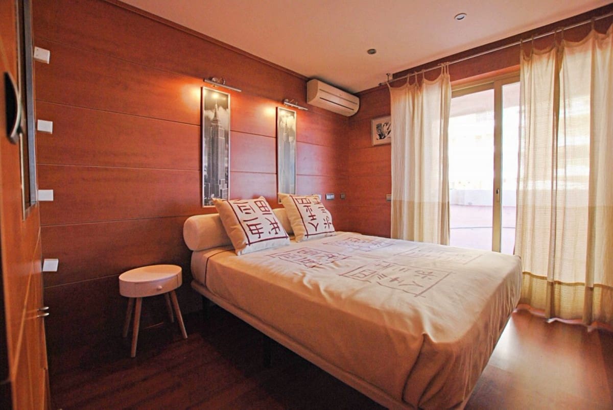 3 bedroom Apartment for sale in Fuengirola with garage - € 685,000 (Ref: 6758251)