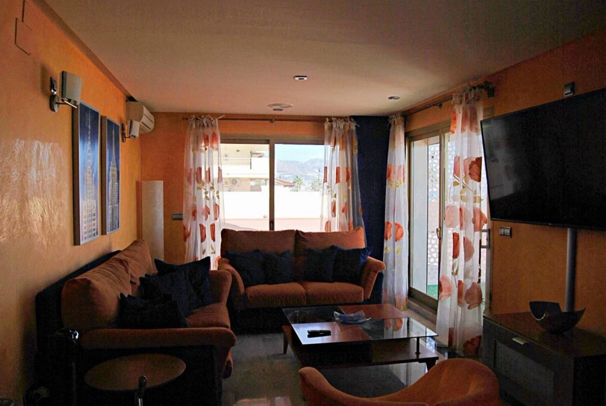 3 bedroom Apartment for sale in Fuengirola with garage - € 685,000 (Ref: 6758251)
