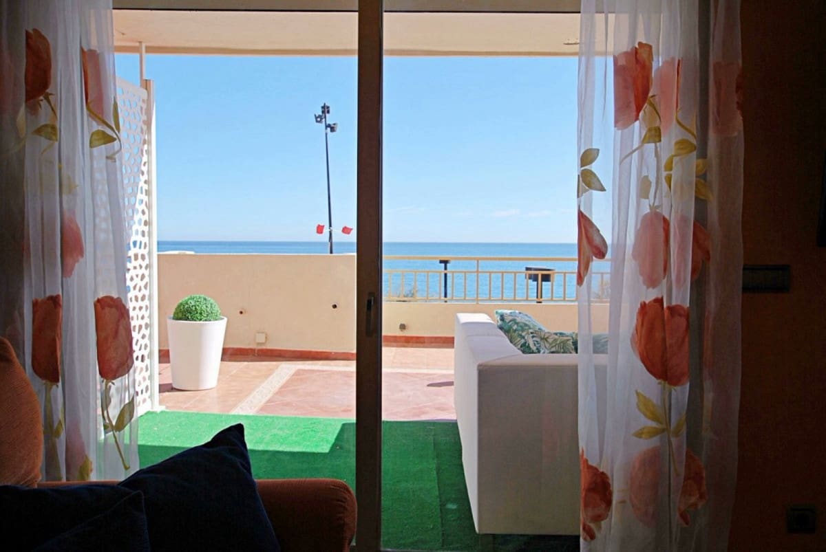 3 bedroom Apartment for sale in Fuengirola with garage - € 685,000 (Ref: 6758251)