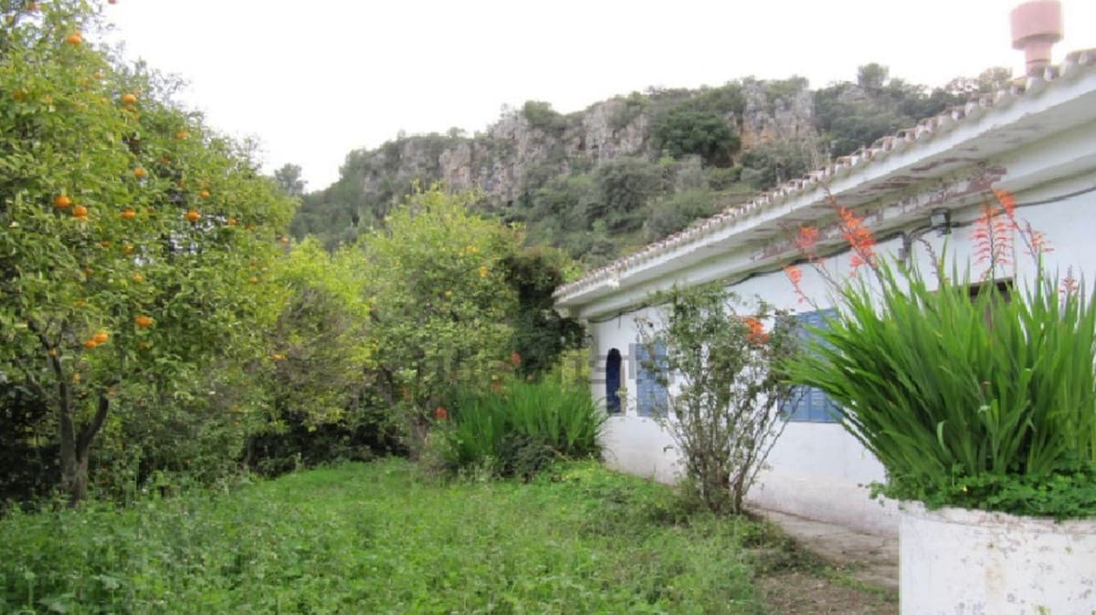 Finca/Casa Rural de 2 habitaciones en Alozaina en venta con piscina garaje - 212.750 € (Ref: 6784261)